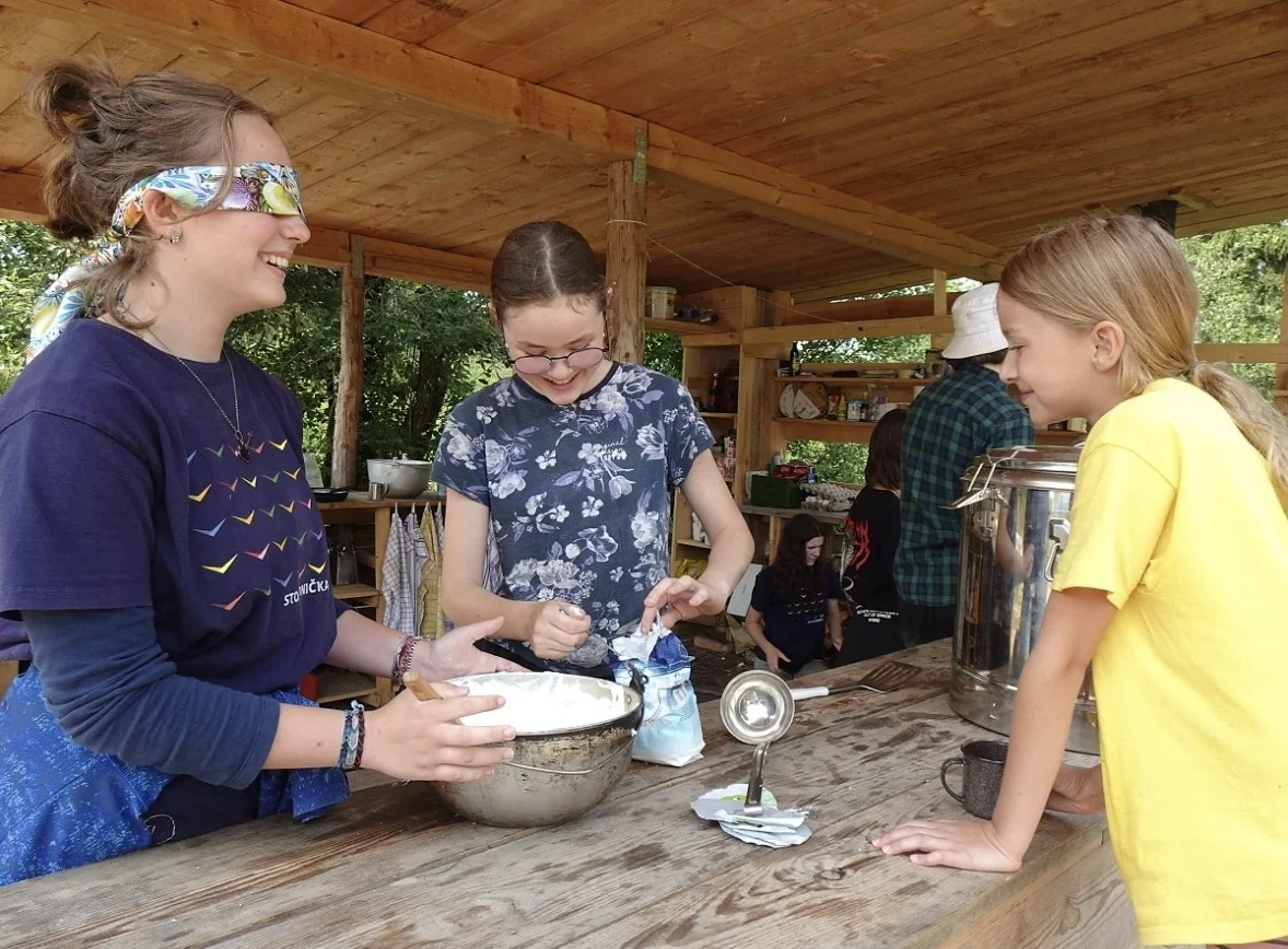 Magdaléna completing a 24-hour blindfolded challenge at Scout camp